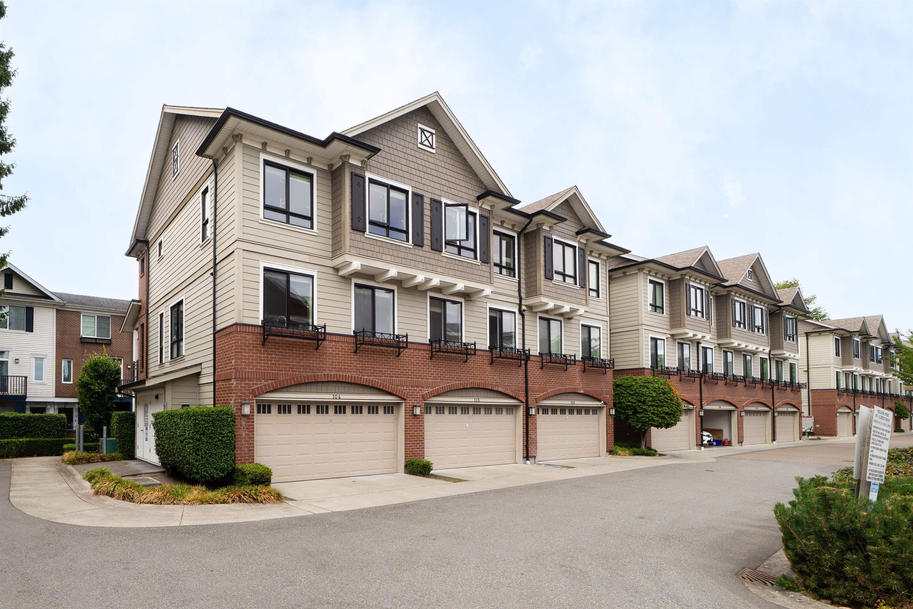 Townhouses in City Centre, Richmond, BC