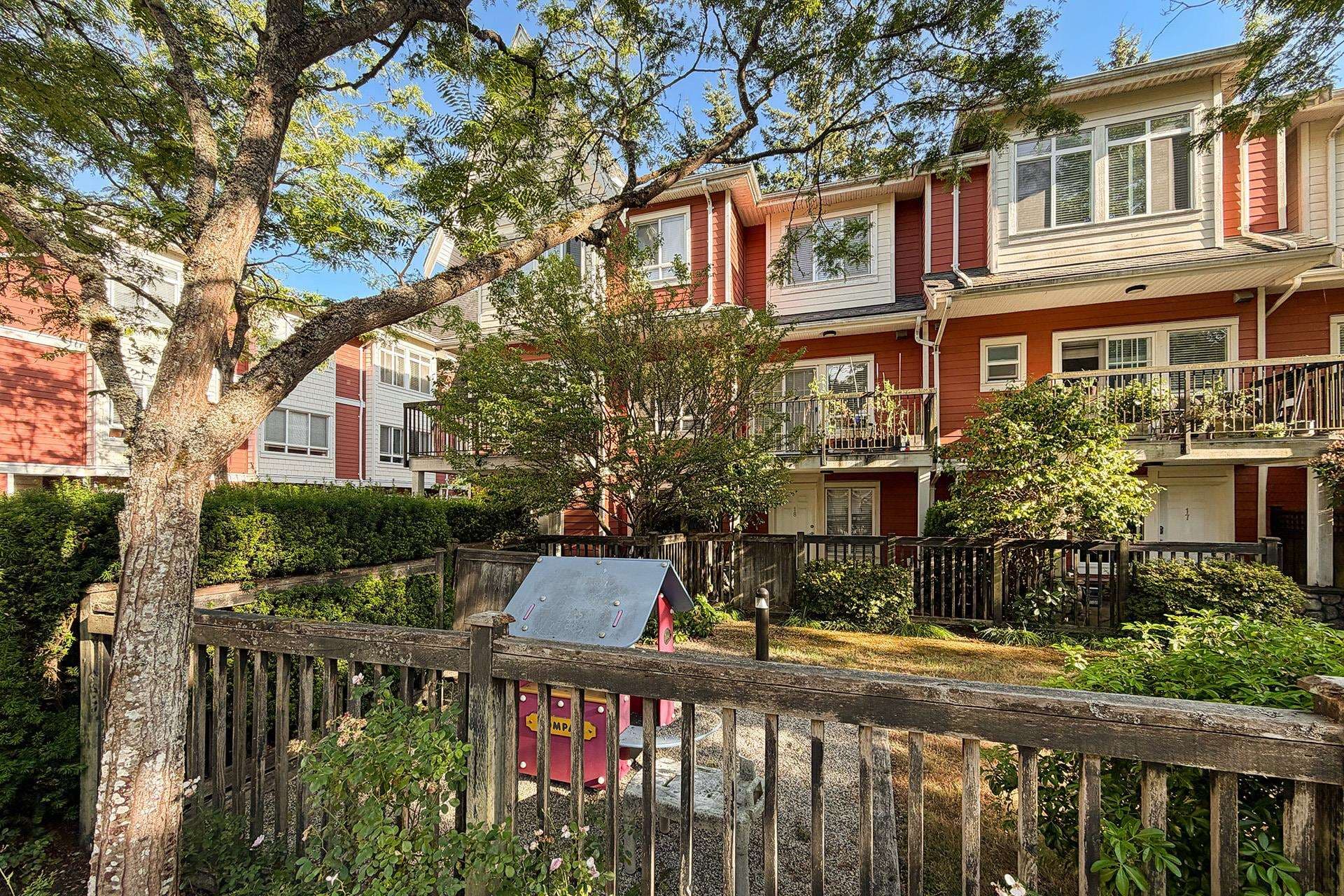 McLennan North townhouses, Richmond, BC, photo 7