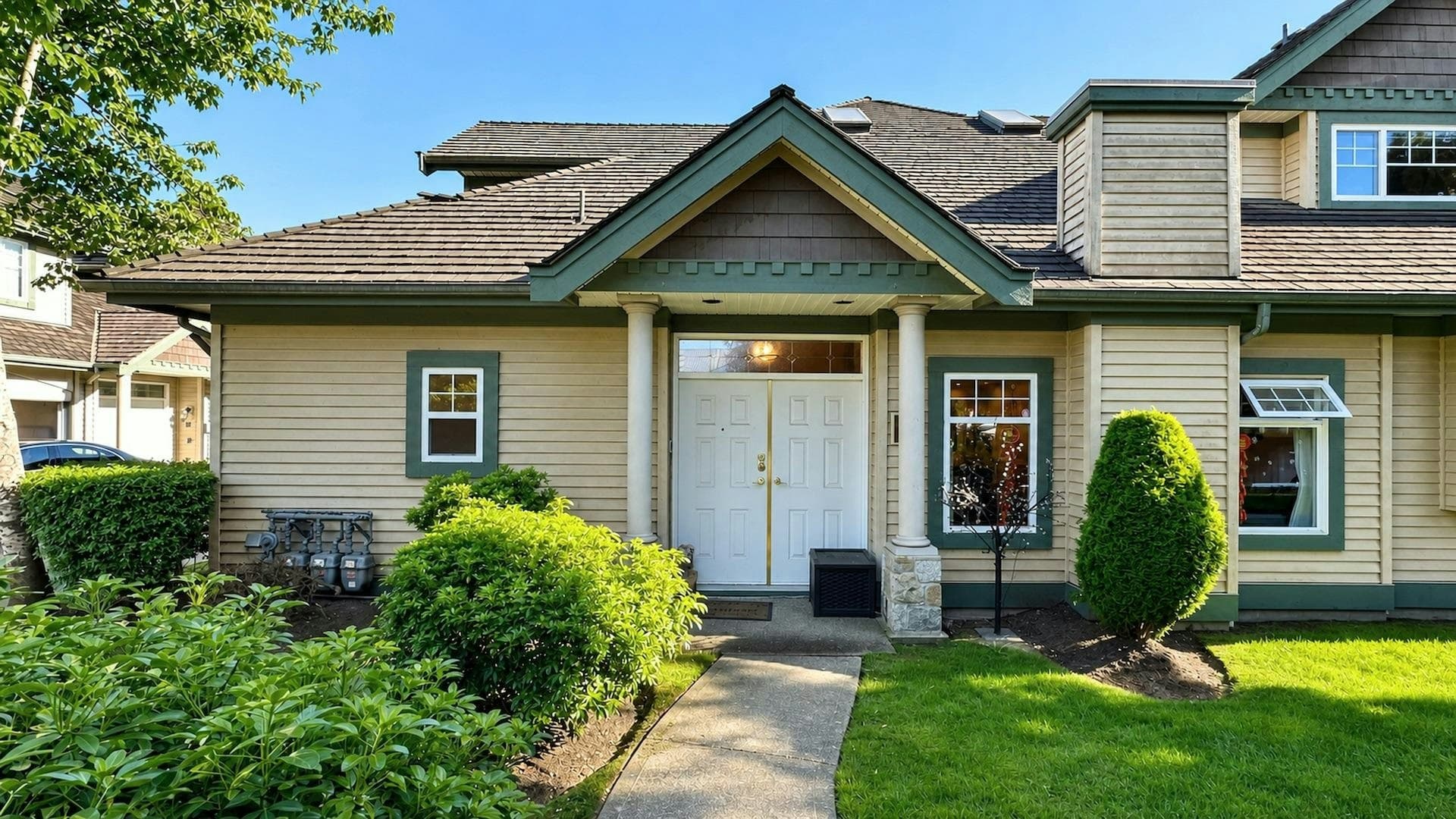 1-7600 Blundell Road townhouse in Broadmoor, Richmond, BC